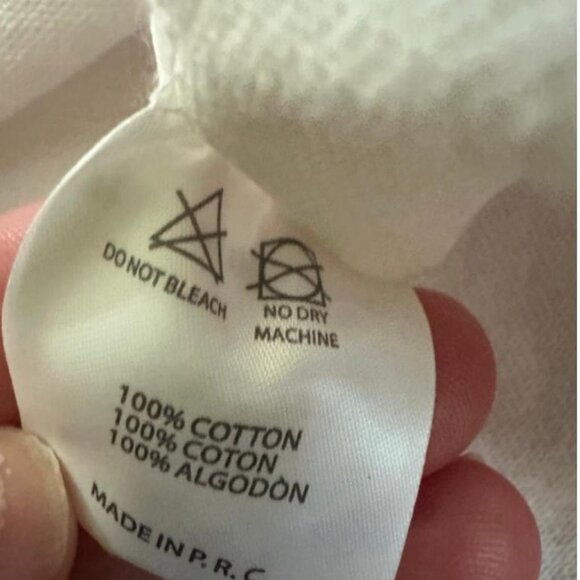 Classic Brandy Melville cropped crewneck with “Montreal” - Picture 7 of 8